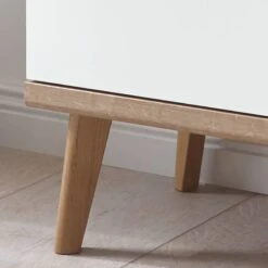 Vitrine Colonne Gyland 15 Vitrine Colonne Gyland -Étagères Soldes Magasin 1000164010 190307 08392300071 GALLERYIMAGES P000000001000164010